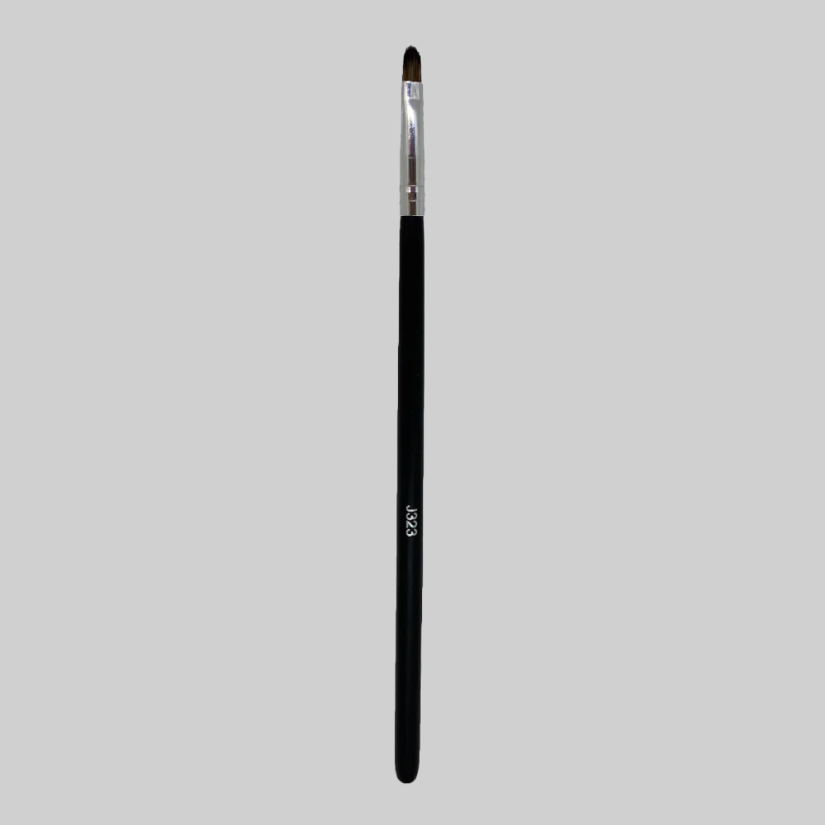 J323 Lip Triangle Tip Brush